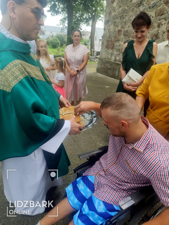 Dożynki Parafialne w Kiełpinach